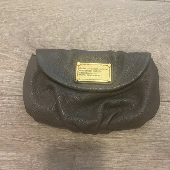 Marc by Marc Jacobs gray Purse - Picture 1 of 5